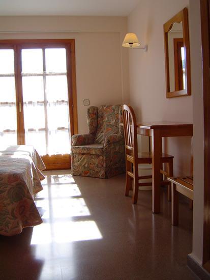 Hotel Anaya Puente La Reina de Jaca Rum bild